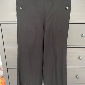 NWT Counterparts Black Mid Rise Crop Pants with Luxe Stretch